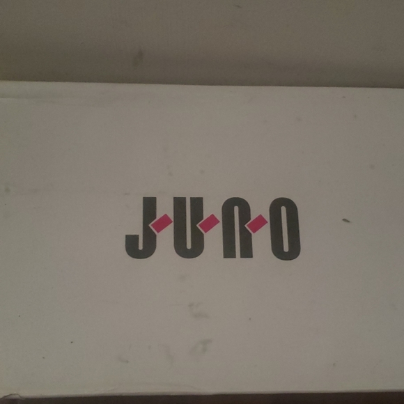 JUNO'S - Picture 3 of 3